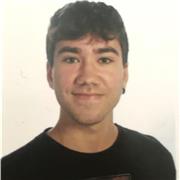 Estudiante de Comercio Internacional, con avanzados conocimientos en tema de informática, disponible para dar clases de manejo del ordenador a nivel básico